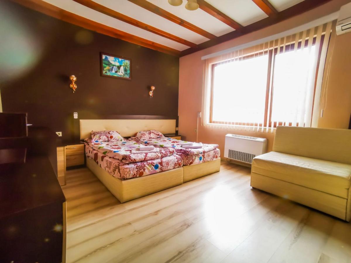 Hotel Alikante Sarnitsa Extérieur photo